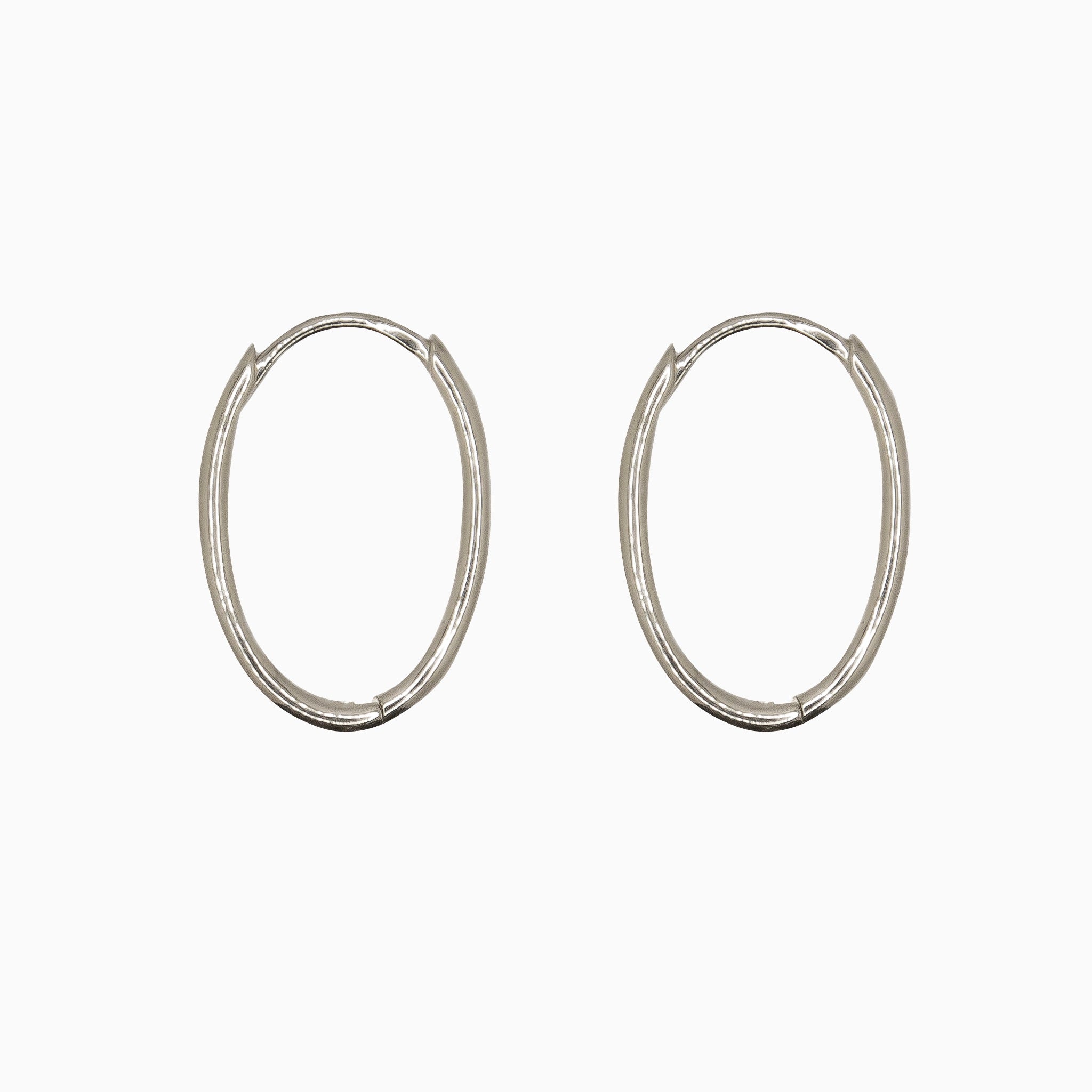 14k White Gold 13mm x 9mm Hinged Everyday Oval Solid Hoop Earrings, Side View