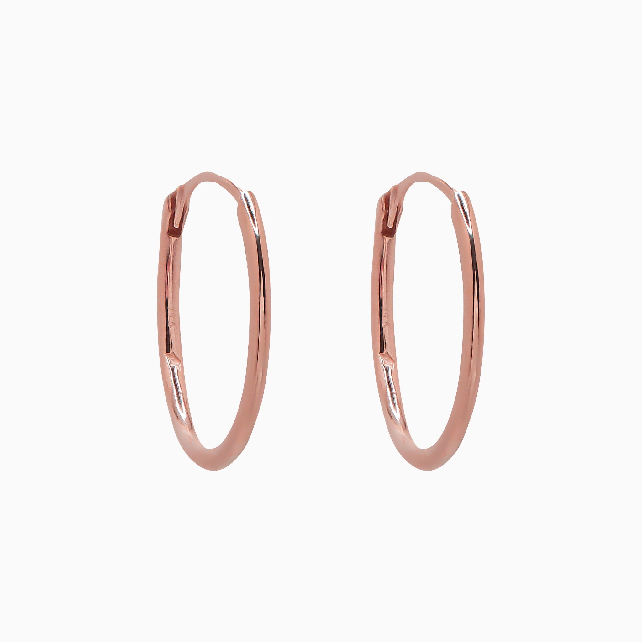 14k Gold 13mm x 9mm Hinged Everyday Oval Hoop Earrings - Starflower Design