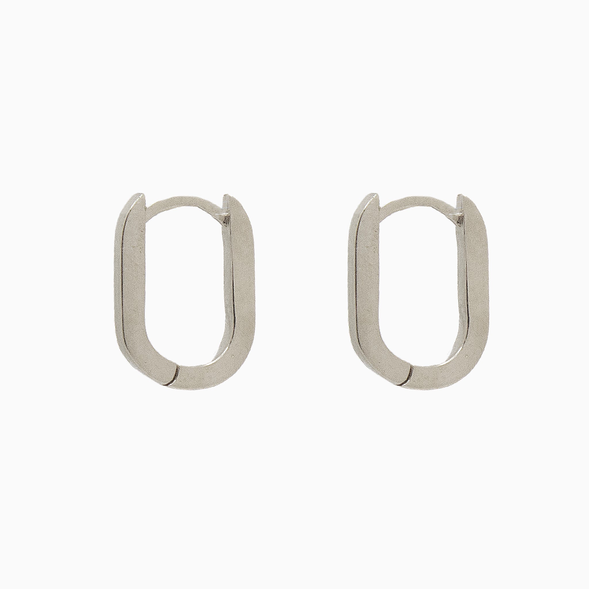 14k Gold 15mm x 10mm Hinged Paperclip Hoop Earrings - Starflower Design