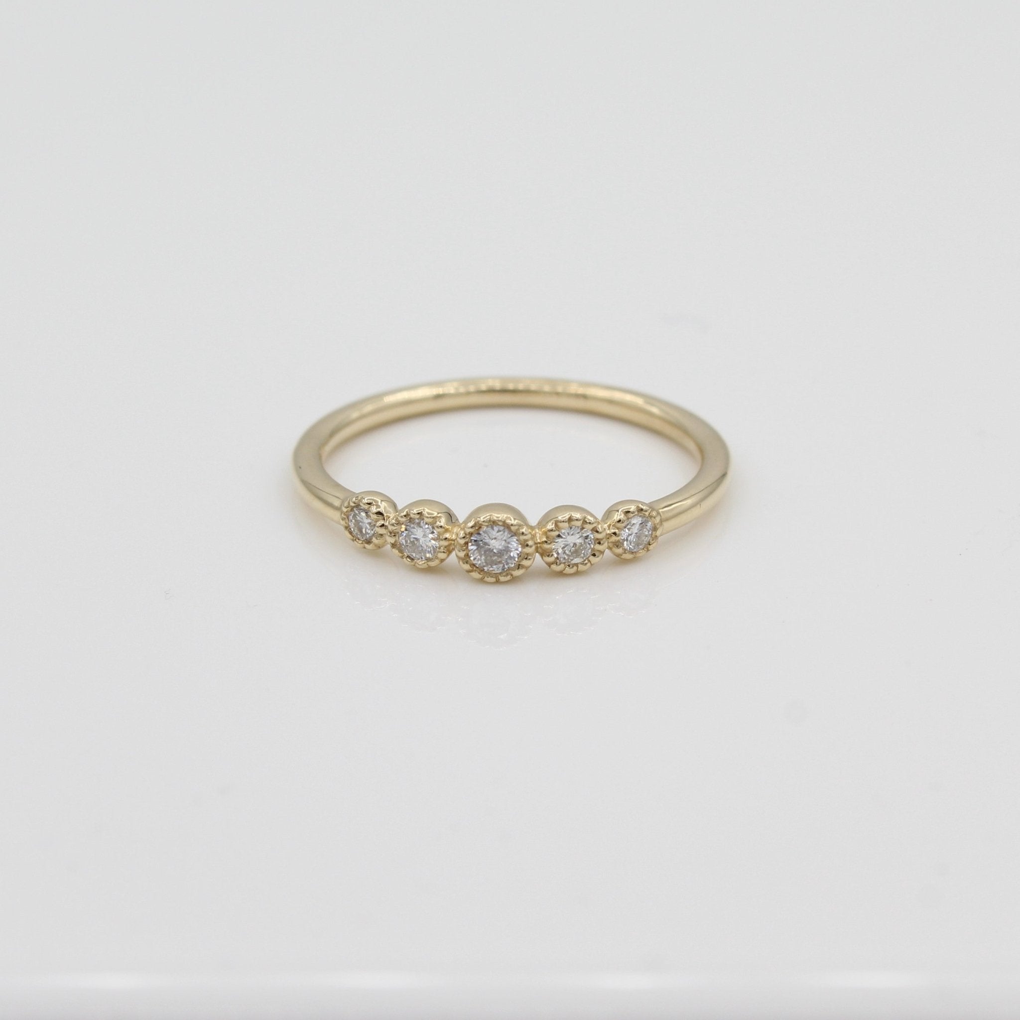 14k Gold Bezel - Set Graduated Diamond Band Ring - Starflower Design